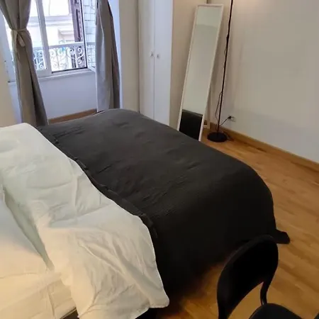 Couette-café Lorenzo 7hillsroma